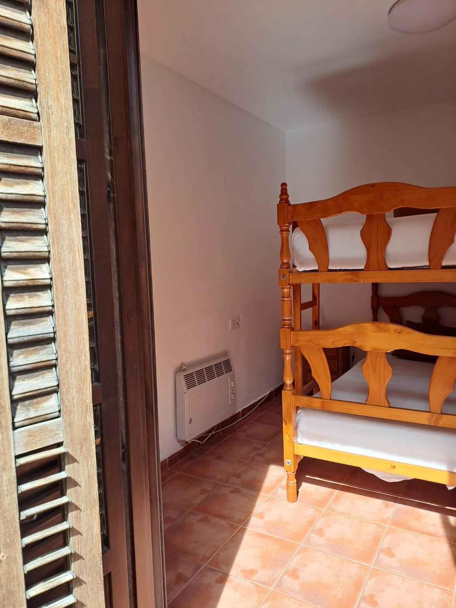 Delicias Hotell Peraltilla Exteriör bild
